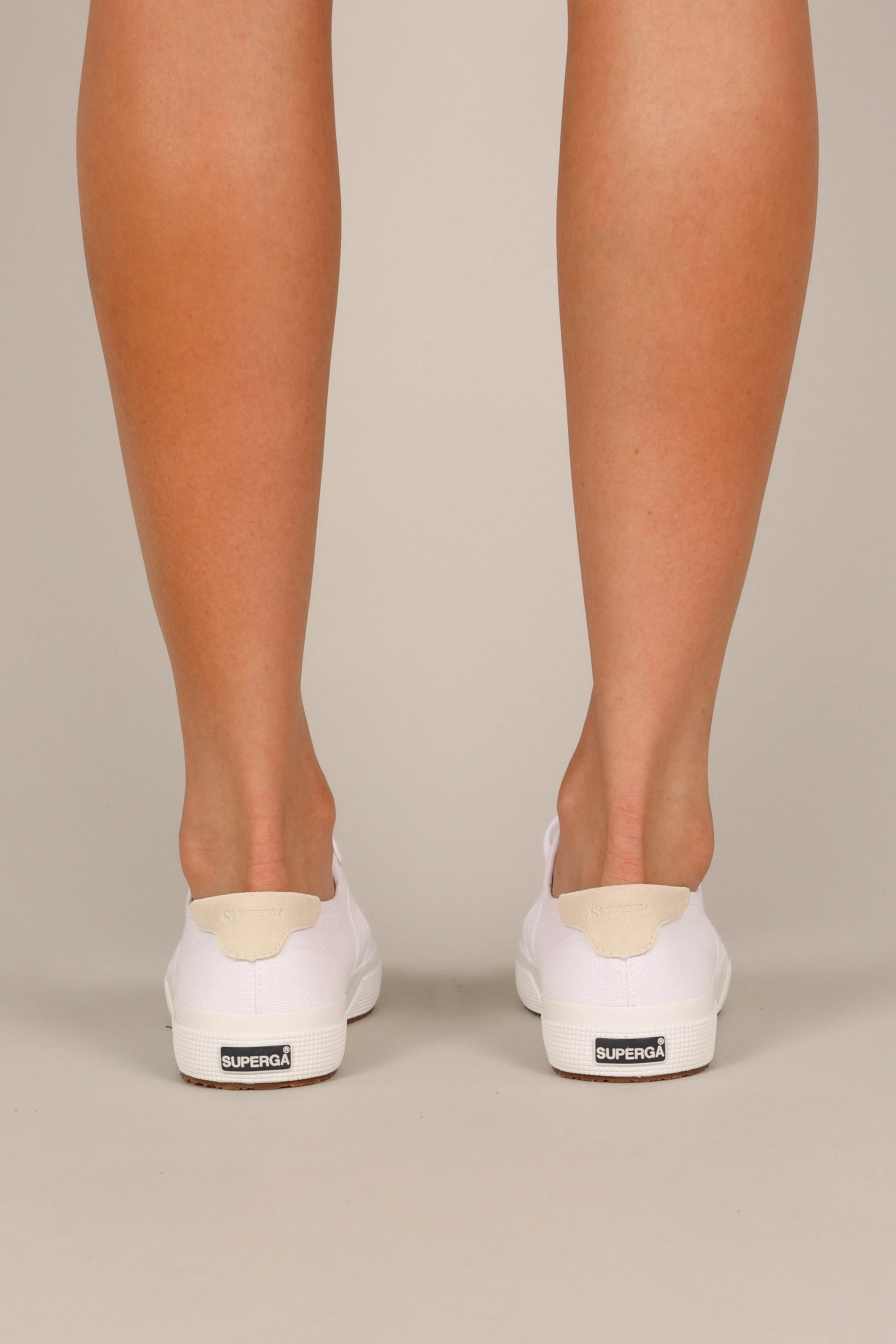 2750 Suede Heel Tab - White Beige
