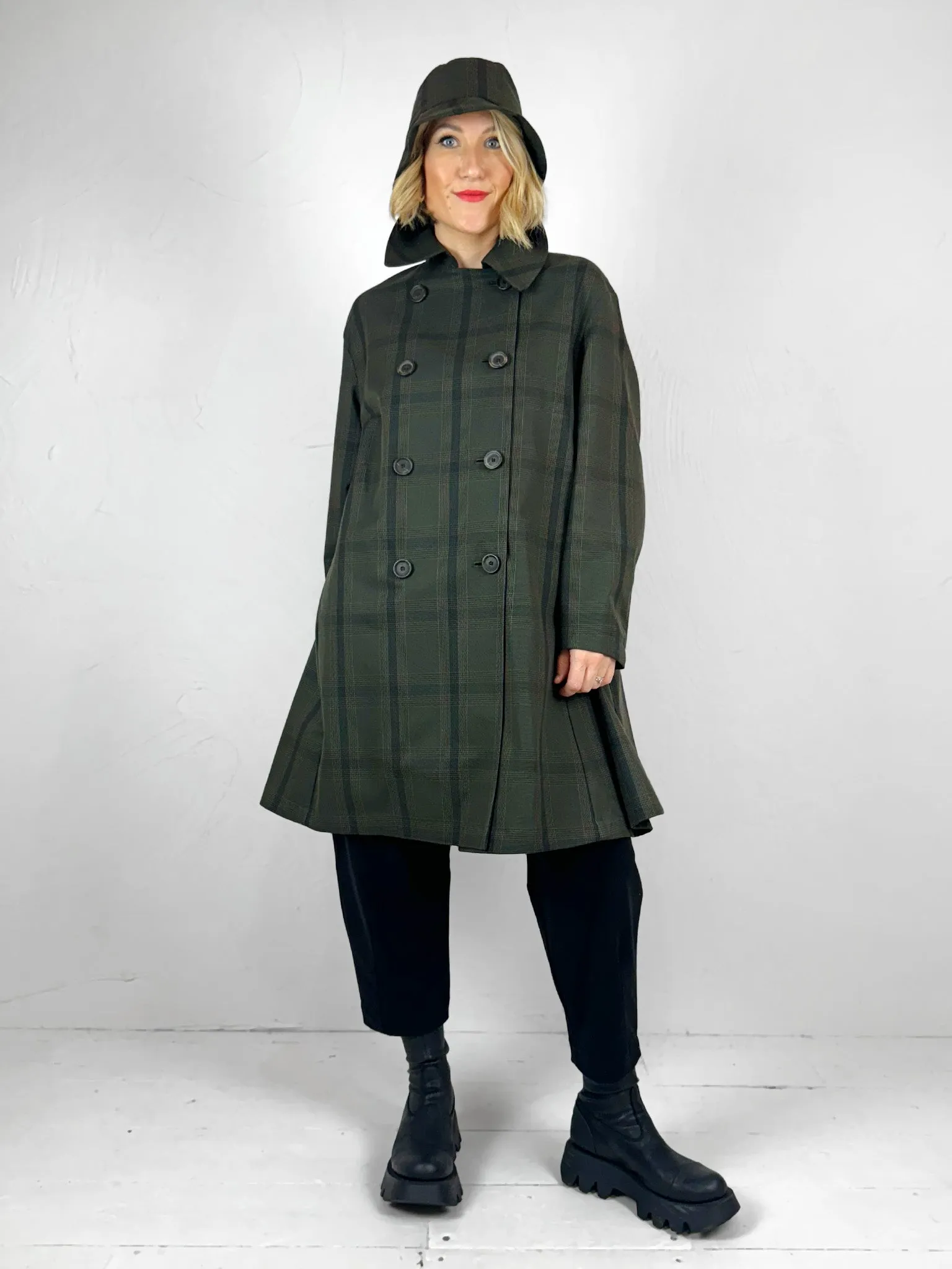 Barrie Water-Resistant Glen Check Pattern Mac Coat