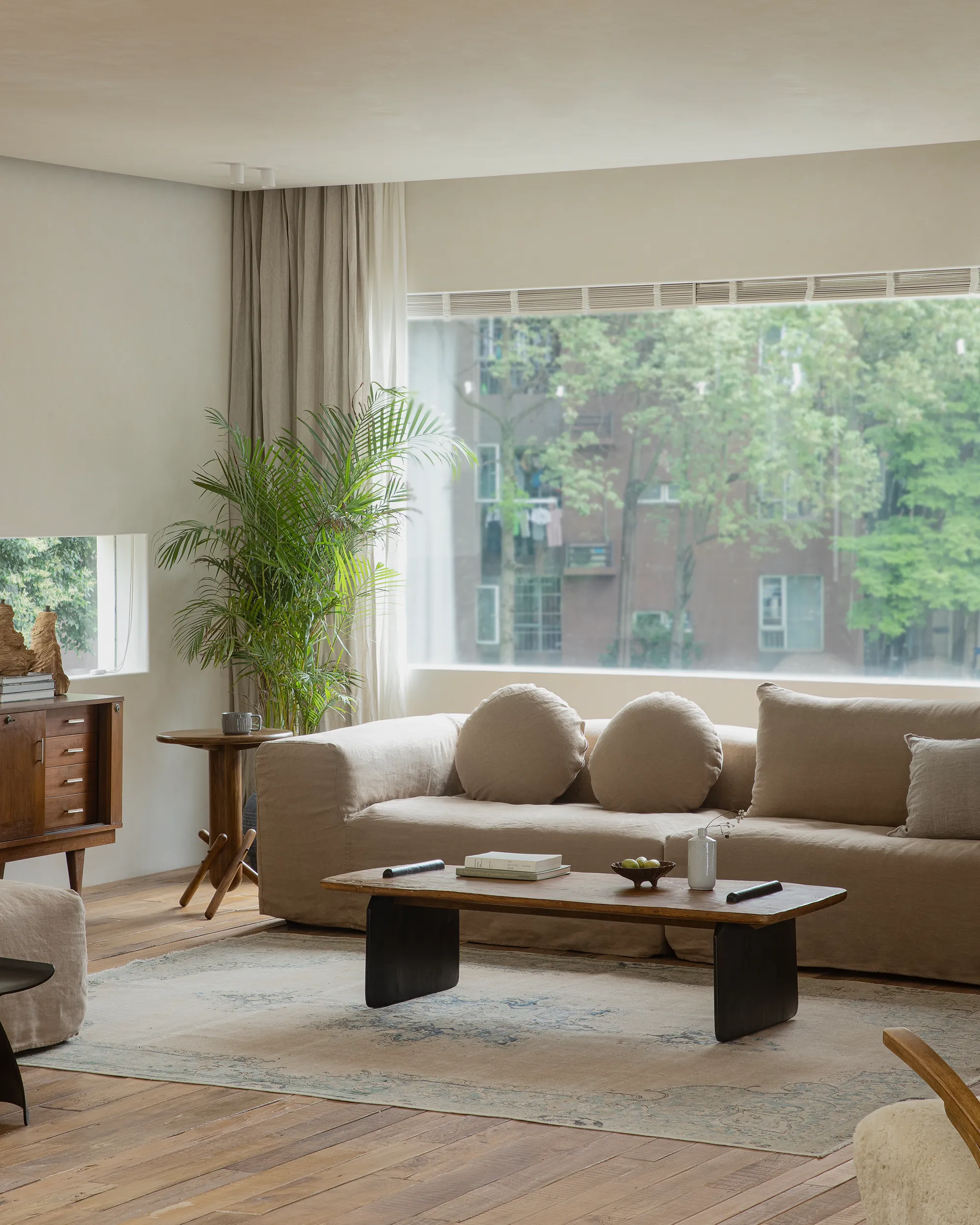 Doma Sectional Sofa