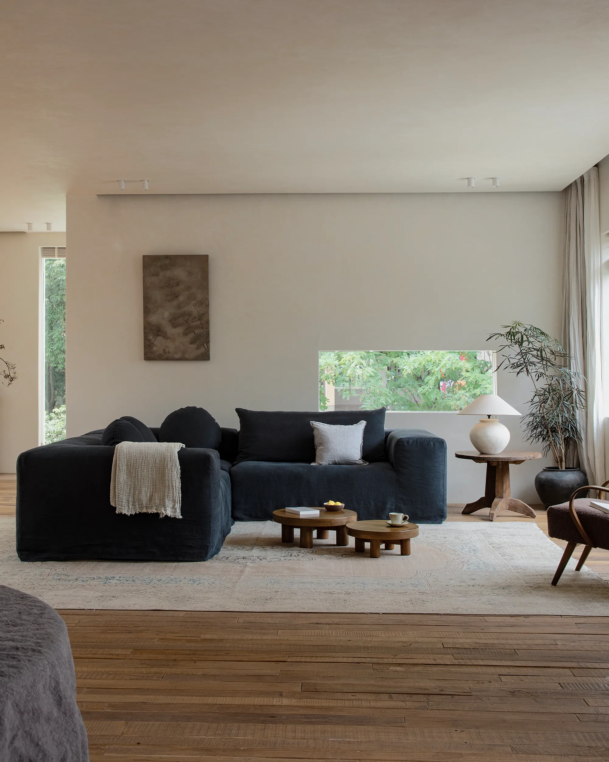 Doma Sectional Sofa