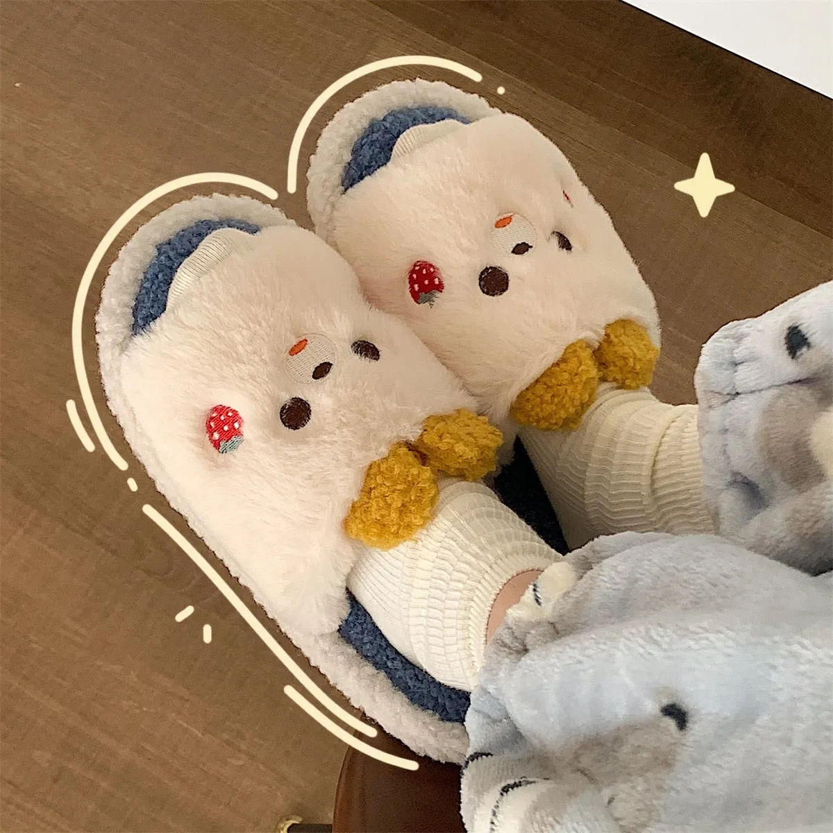 New cute couple fashion cartoon pattern bear adult autumn and winter non-slip warm indoor fluffy slippers home shoes women