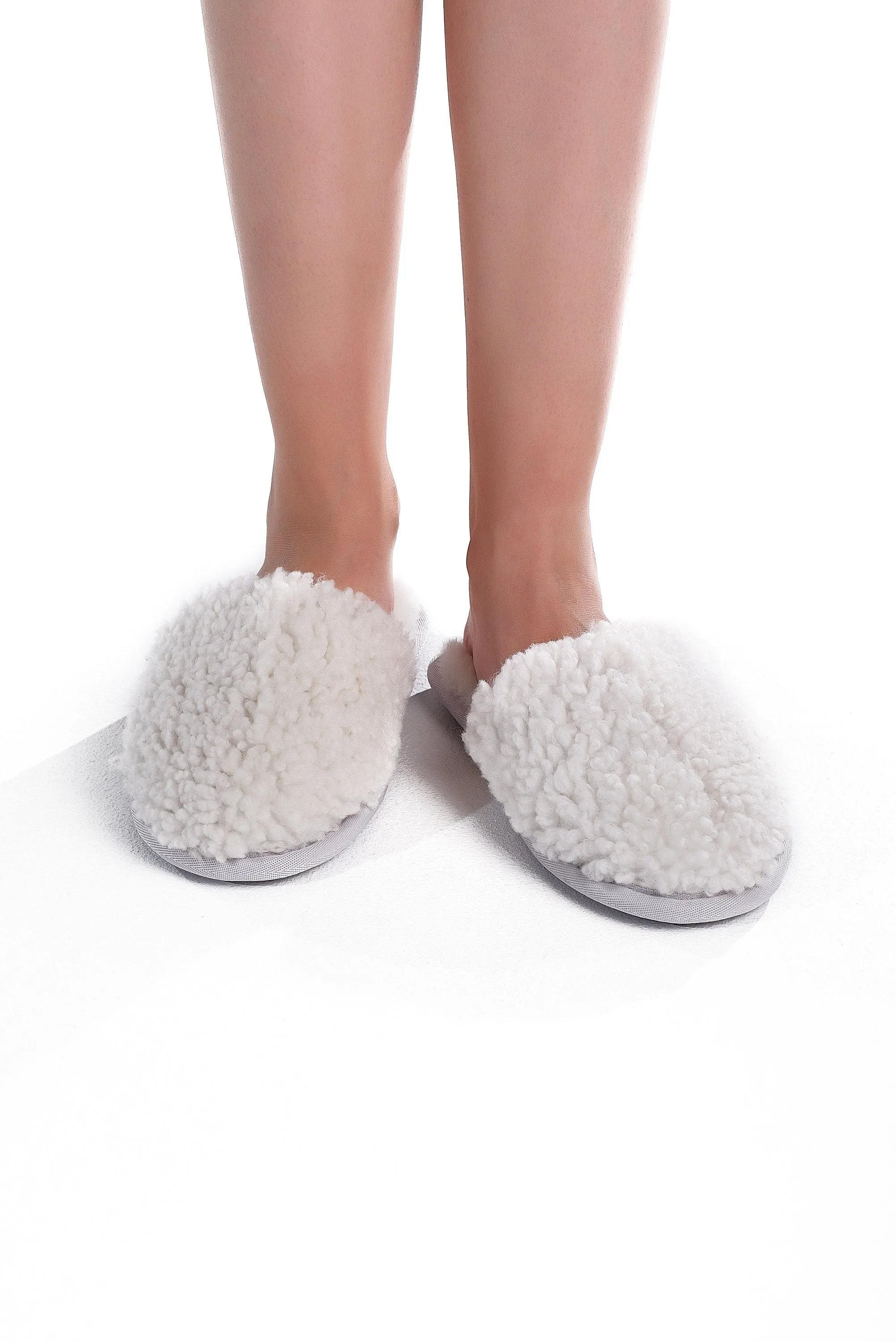Unisex Women's Real Sheepskin Slippers in White Color with Fur Lining
