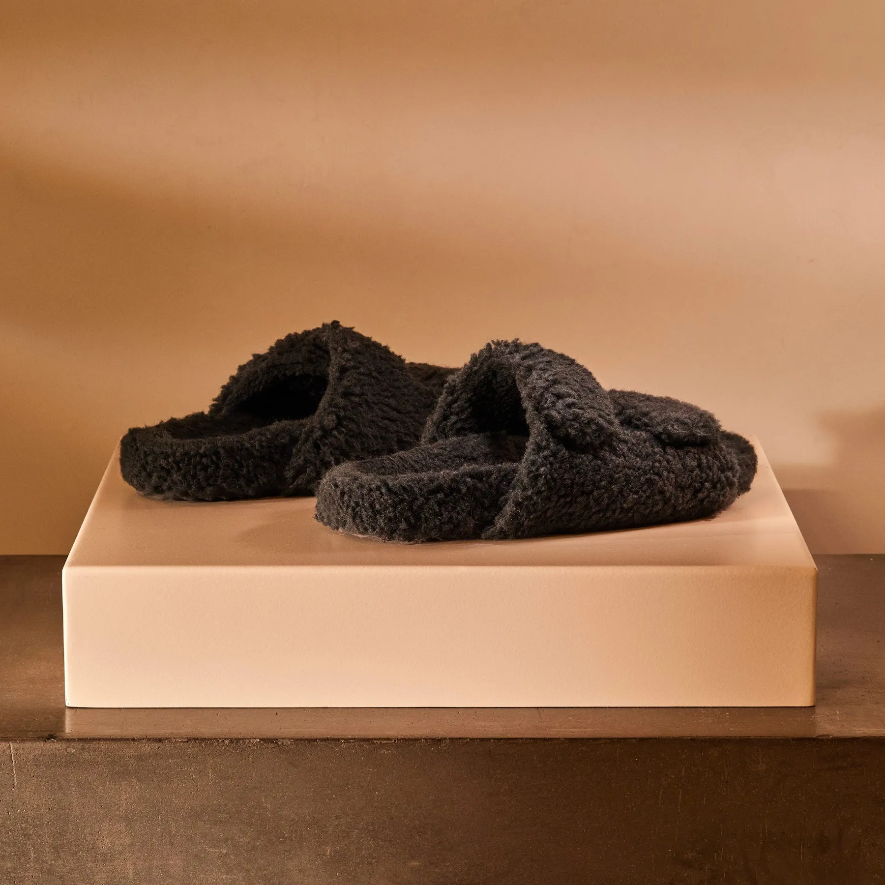 Women's Double Strap Shearling Slide - Charcoal